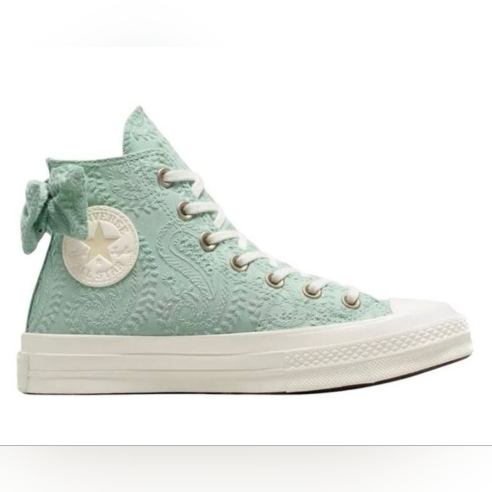 Converse Women's Light Green High-Top Sneakers